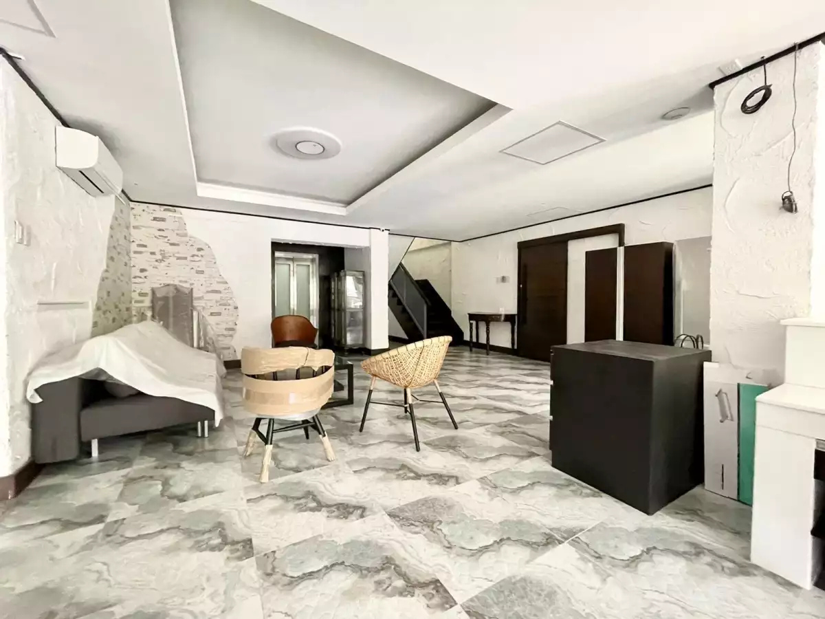 For Sale: 5BR House and Lot in Banilad, Mandaue City — 900 sqm — House and Lot in Banilad, Mandaue City, Cebu — Photo 5