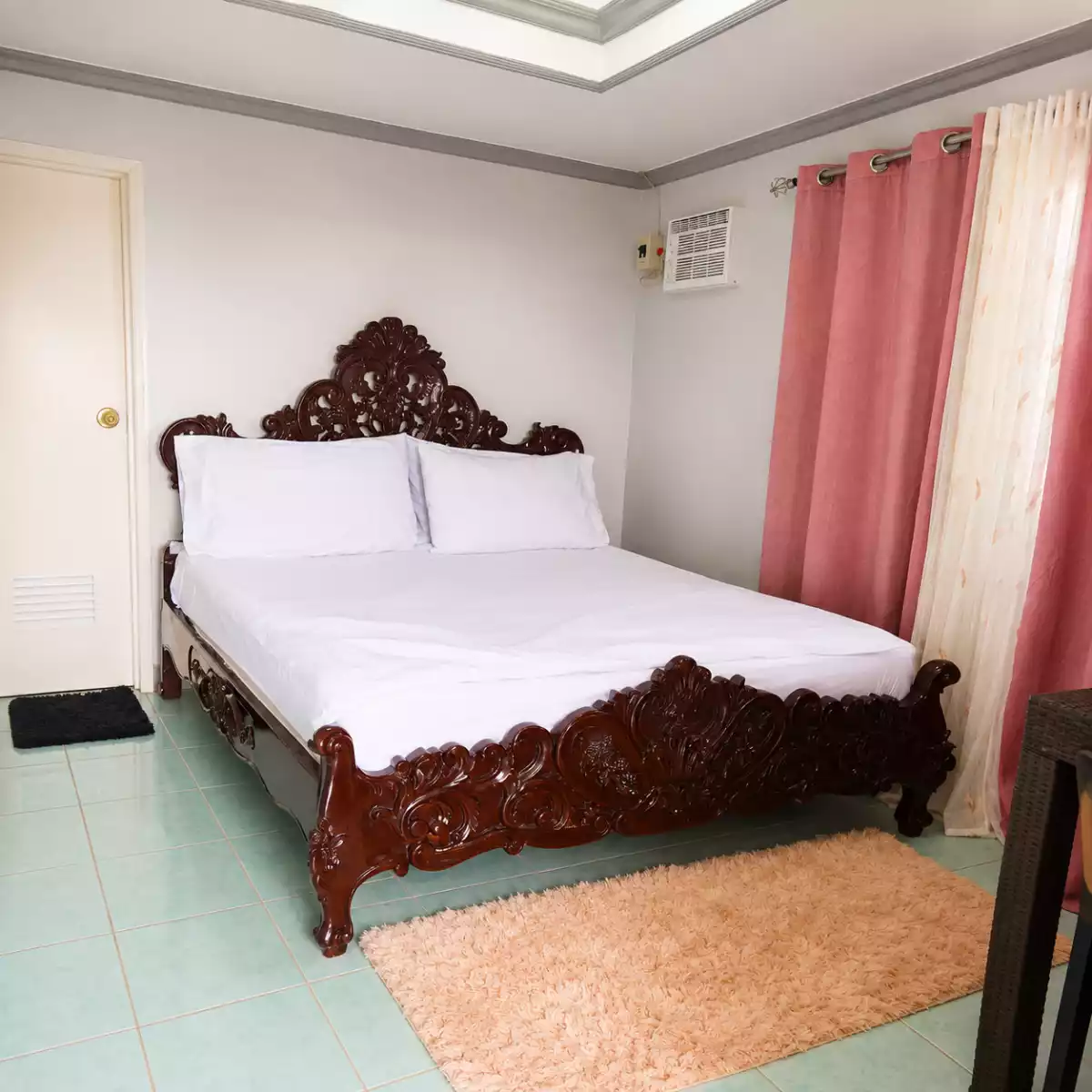 Open photo 16 of 20 — For Sale: Hotel in Alas-asin, Mariveles — 1,000 sqm floor area