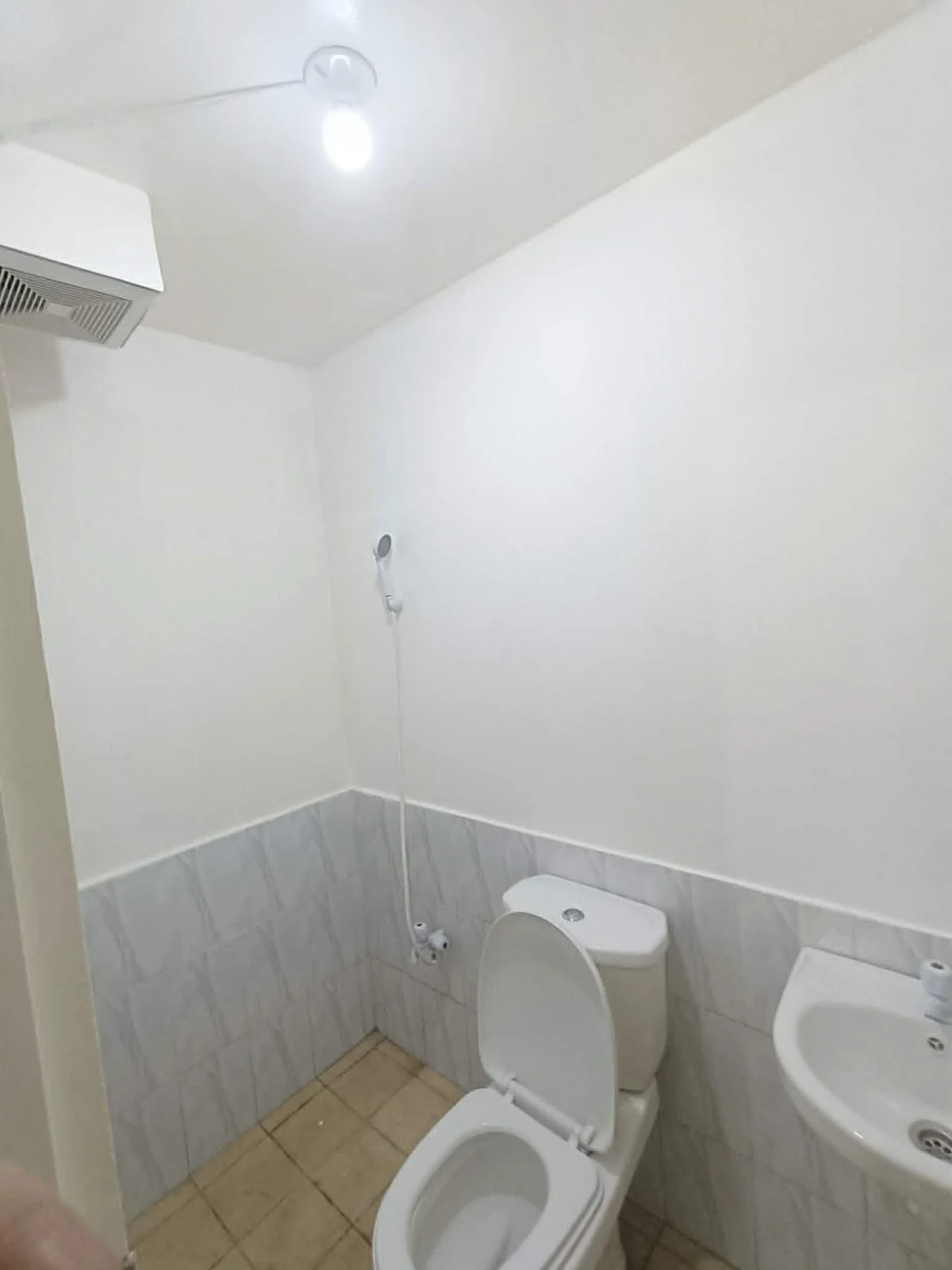 For Sale: House and Lot — Townhouse in Cararayan, Naga City, Camarines Sur — Photo 5