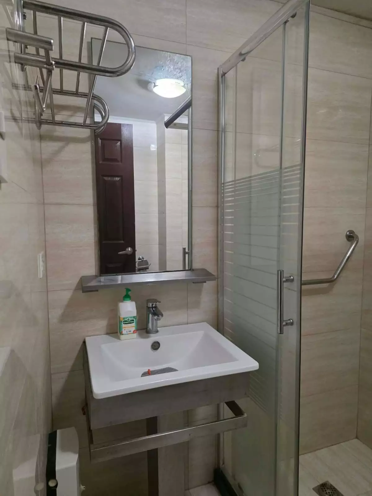 2 BEDROOM AVAILABLE FOR RENT IN CEBU — 2 Bedrooms in Luz, Cebu City, Cebu — Photo 3