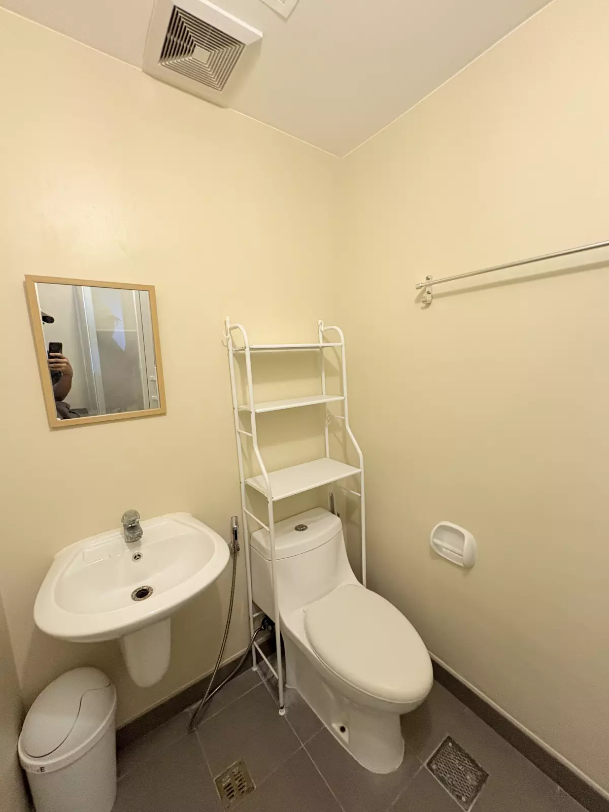 Fully Furnished 2 Bed room Unit — 2 Bedrooms in San Rafael, Iloilo City, Iloilo — Photo 7