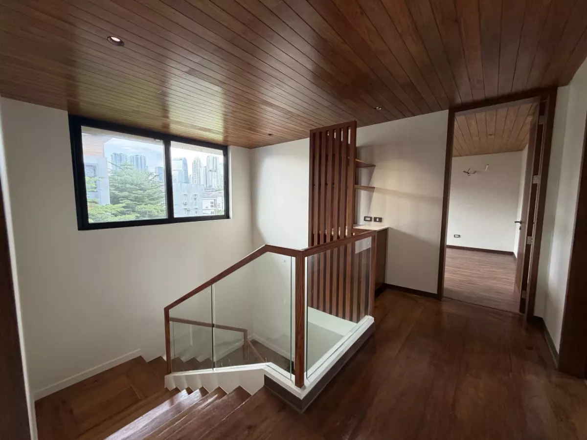 Open photo 20 of 28 — 5 BR House and lot for Sale at Mckinley Hill Village,Taguig  with 545sqm