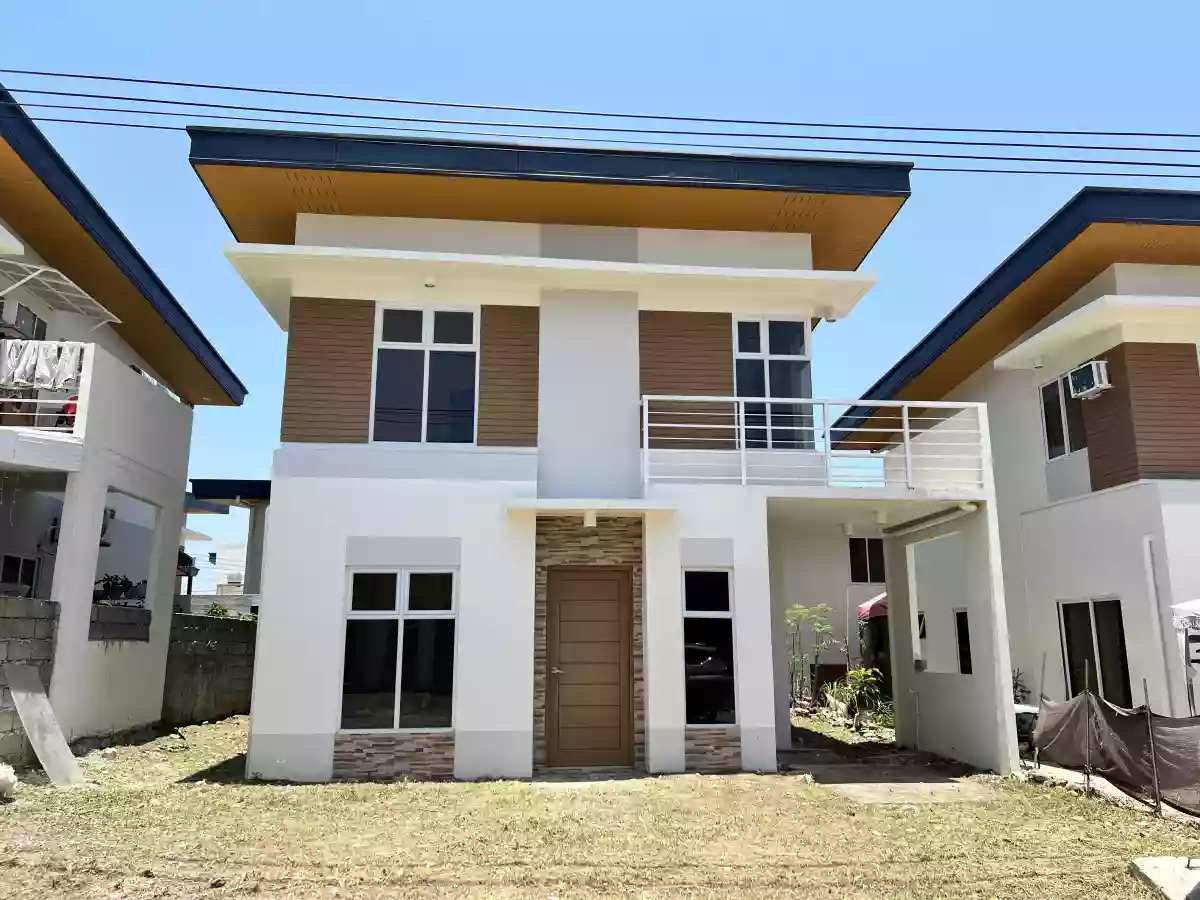 FOR ASSUME: Velmiro Uptown CDO House and Lot in Canito-an, Cagayan de Oro City — Family Home