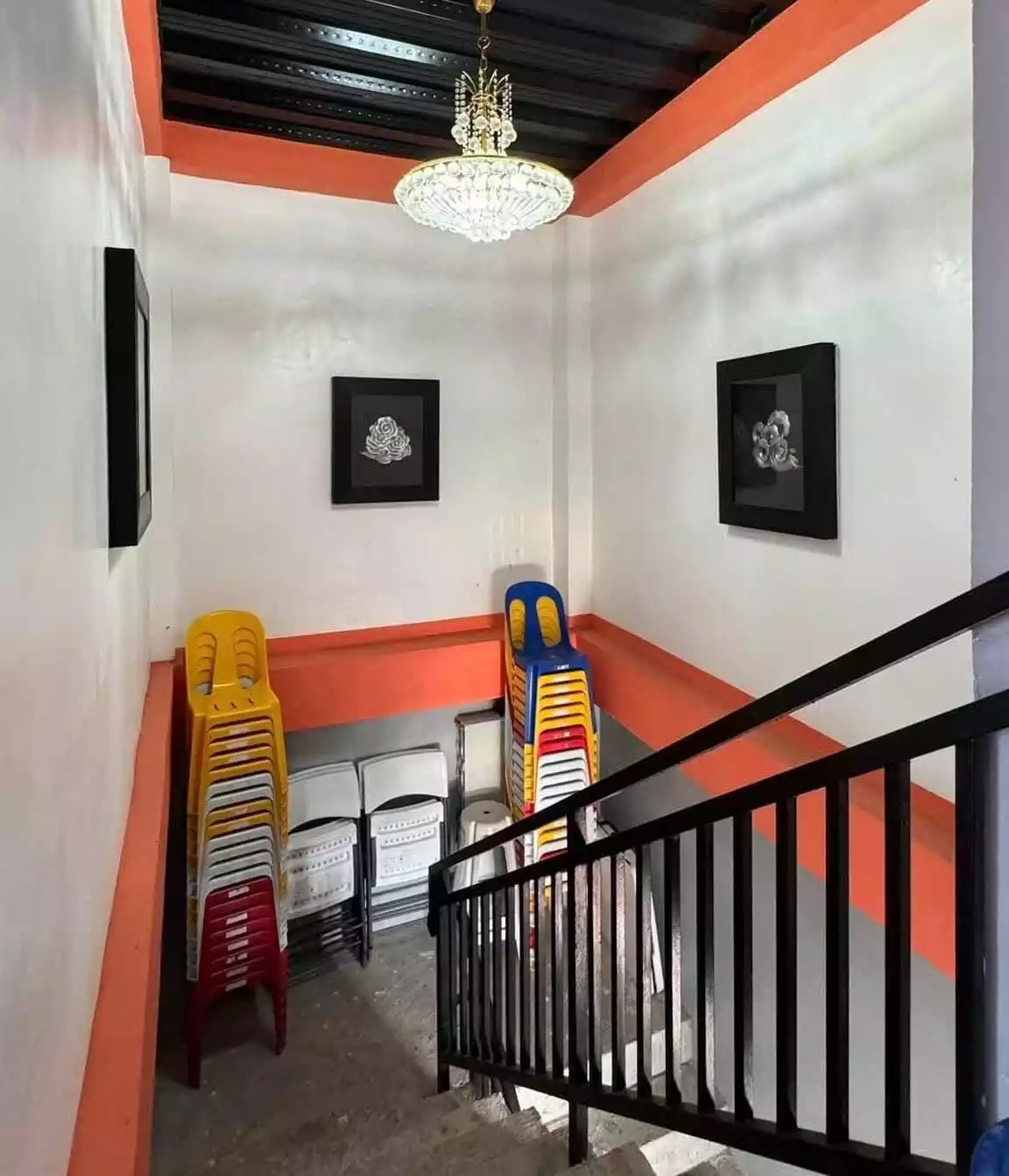 COMMERCIAL / RESIDENTIAL BUILDING FOR SALE IN GUADALUPE, CEBU CITY — House and Lot in Cebu City, Cebu, 6000 — Photo 4