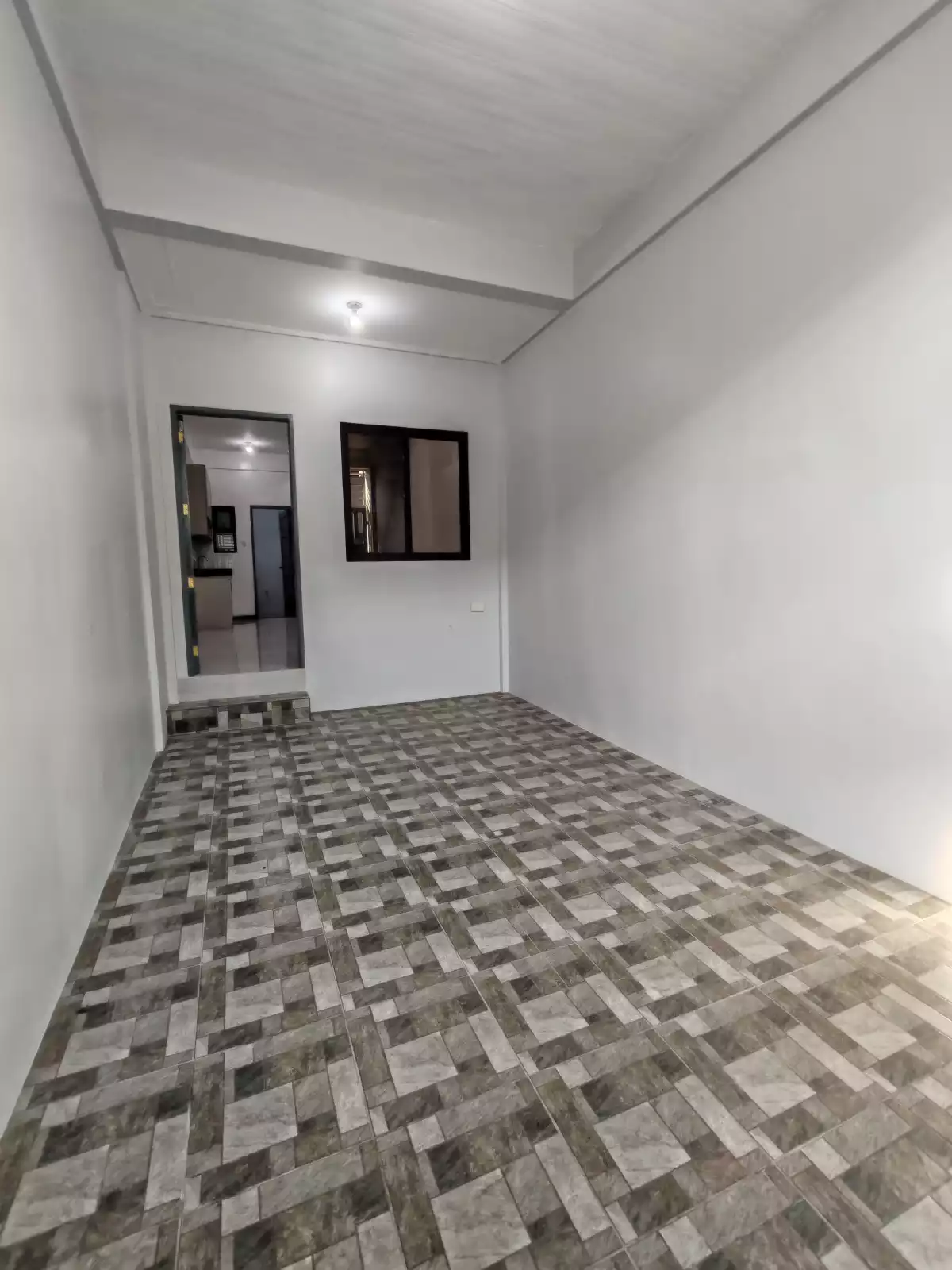 For Sale: 5BR Townhouse in Barangay 750, Manila City — 166.65 sqm — Townhouse in Manila City, Metro Manila, 1004 — Photo 2