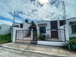 Fully furnised unit 1 bedroom near nddu siena — House and Lot in San Isidro (Lagao 2nd), Gen. Santos City, South Cotabato — Photo 5
