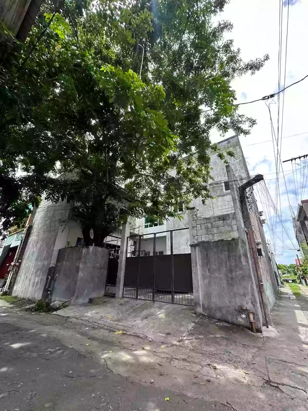 Open photo 29 of 39 — Rush Sale: 4BR House and Lot in P.F. Espiritu VII, Bacoor — 240 sqm Lot