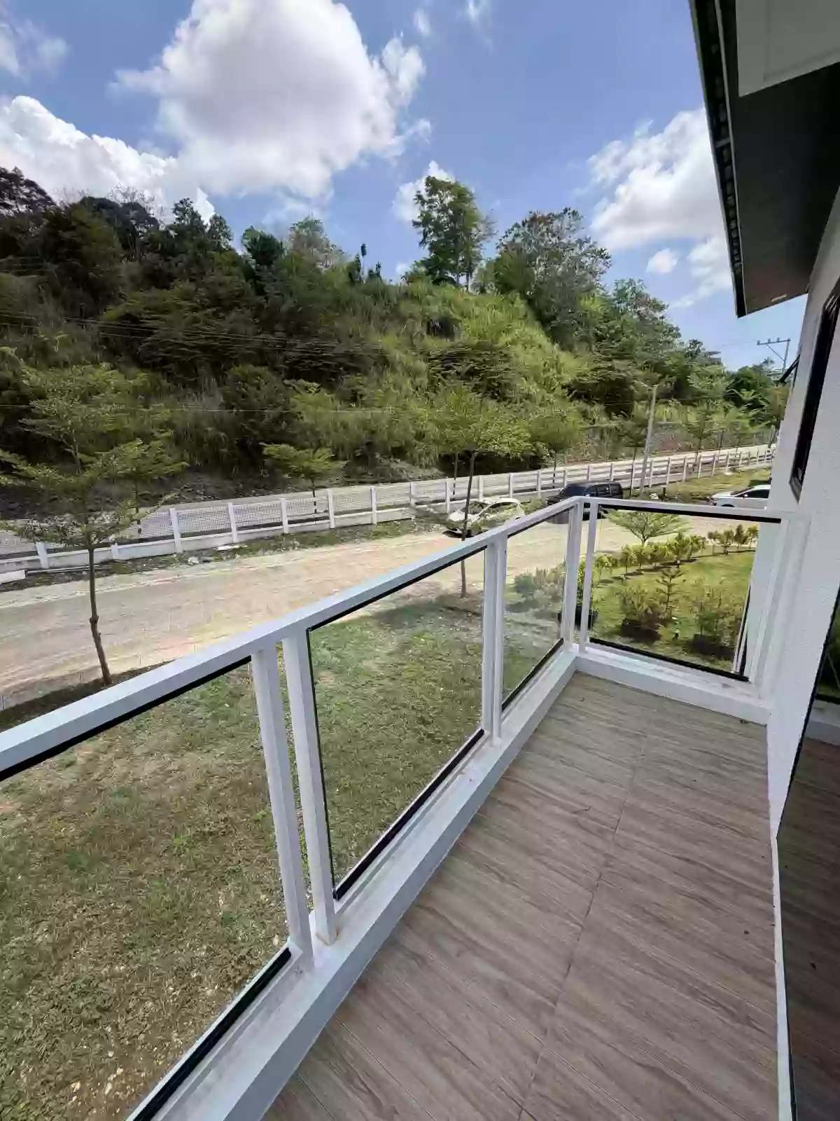 Open photo 13 of 13 — Brand New Ignatius Enclave 2 Corner House For Rent