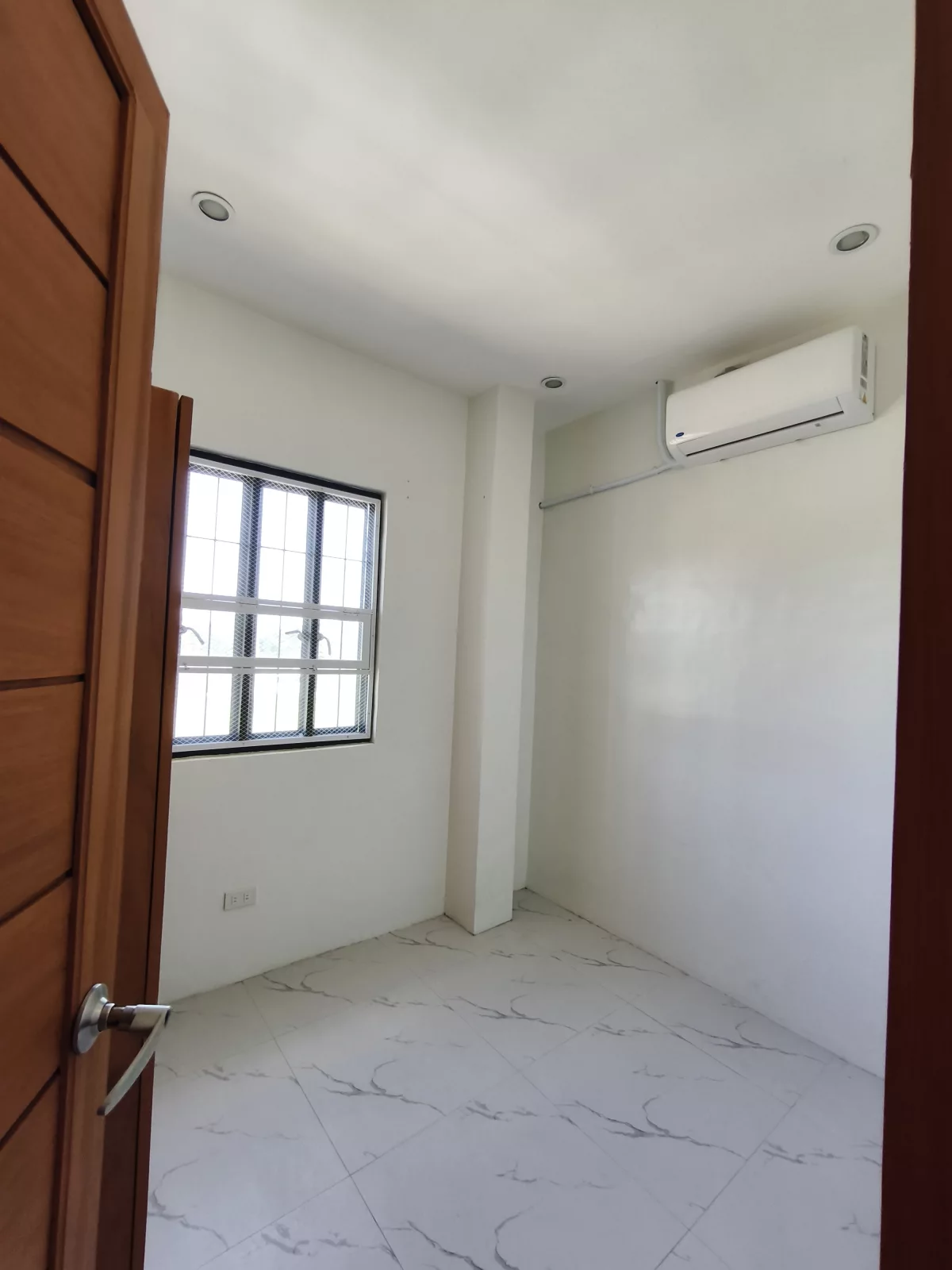 Open photo 17 of 23 — For Sale: 3BR House and Lot in Barangay 110 (Utap), Tacloban City — 120 sqm Approx. Lot