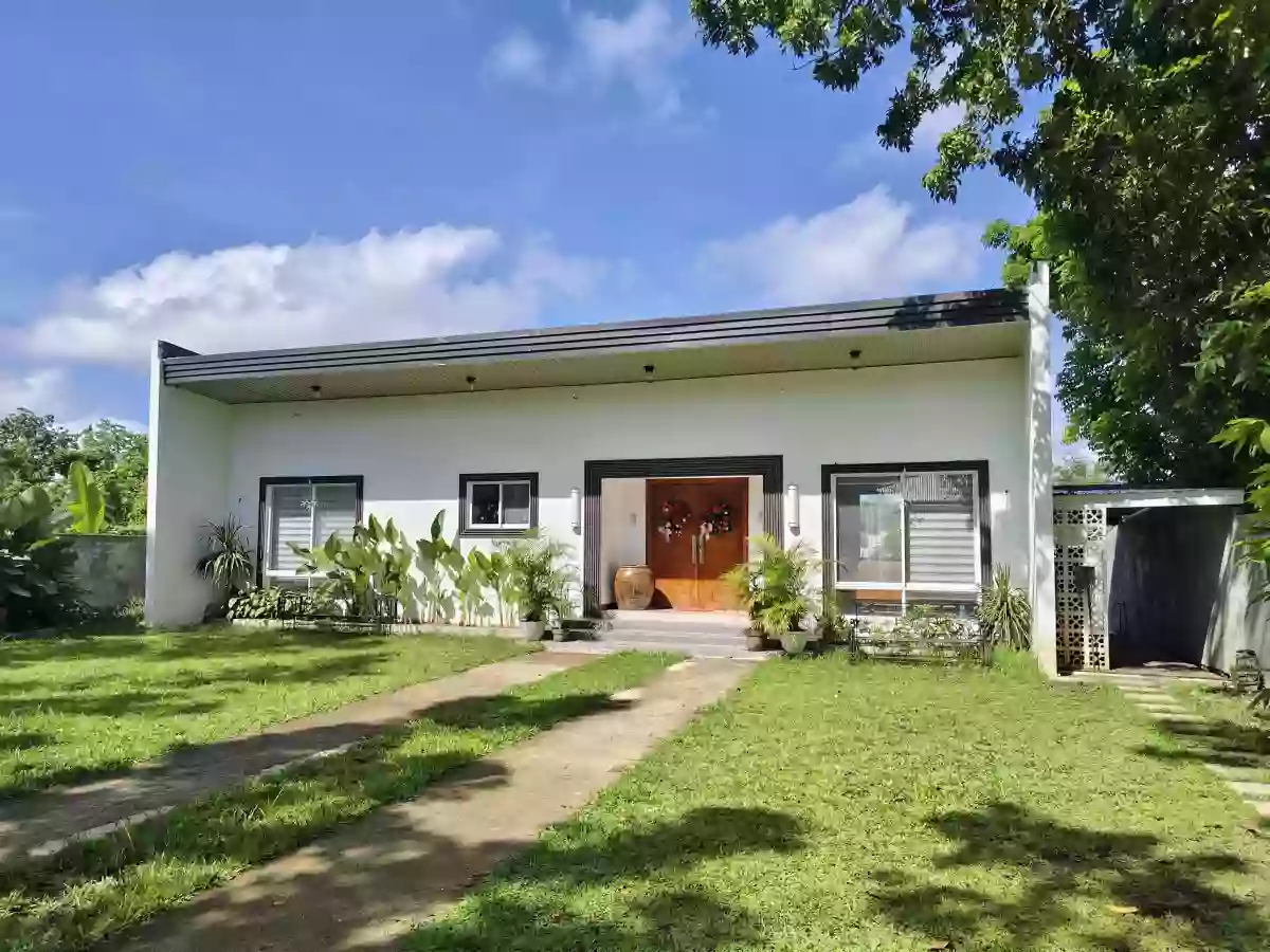House and Lot for Sale Near Paglaum Village National High School, Bacolod City — Pool