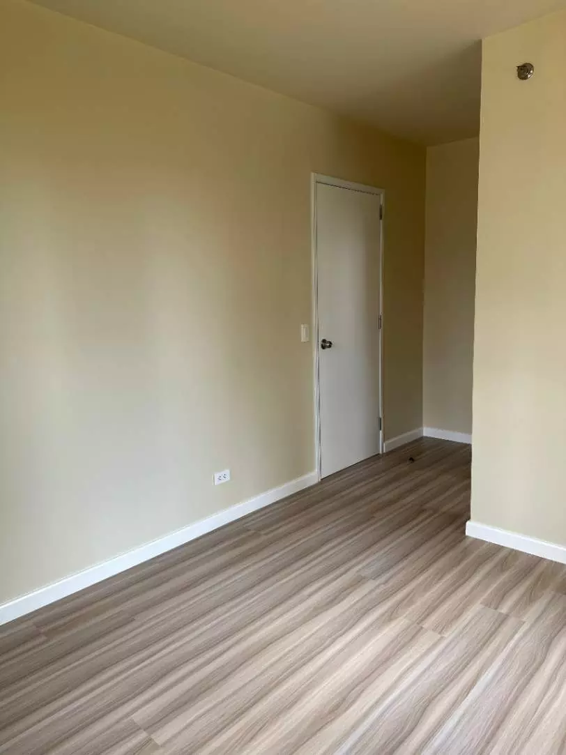 For Sale: 2BR Condo in Avida Towers Riala, Cebu IT Park – Corner Unit with Parking - photo 5