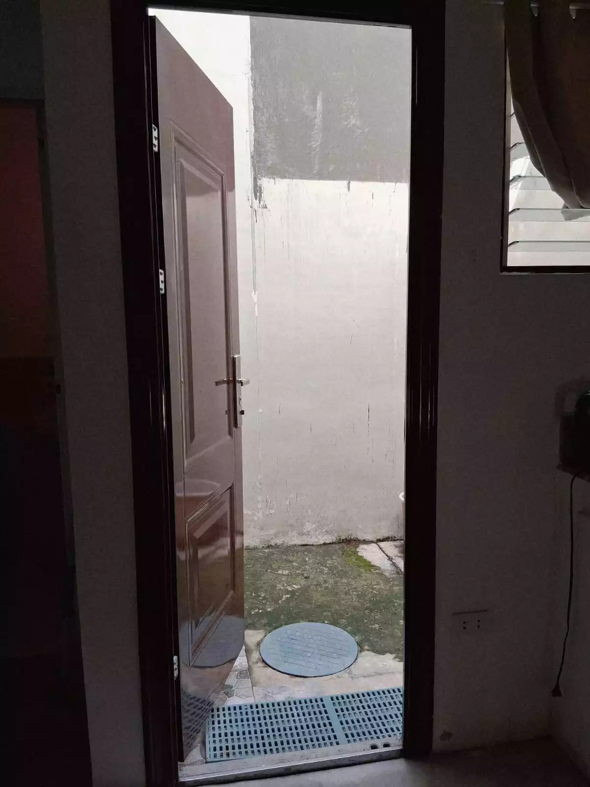 Open photo 11 of 13 — Navona Lumbia For Rent