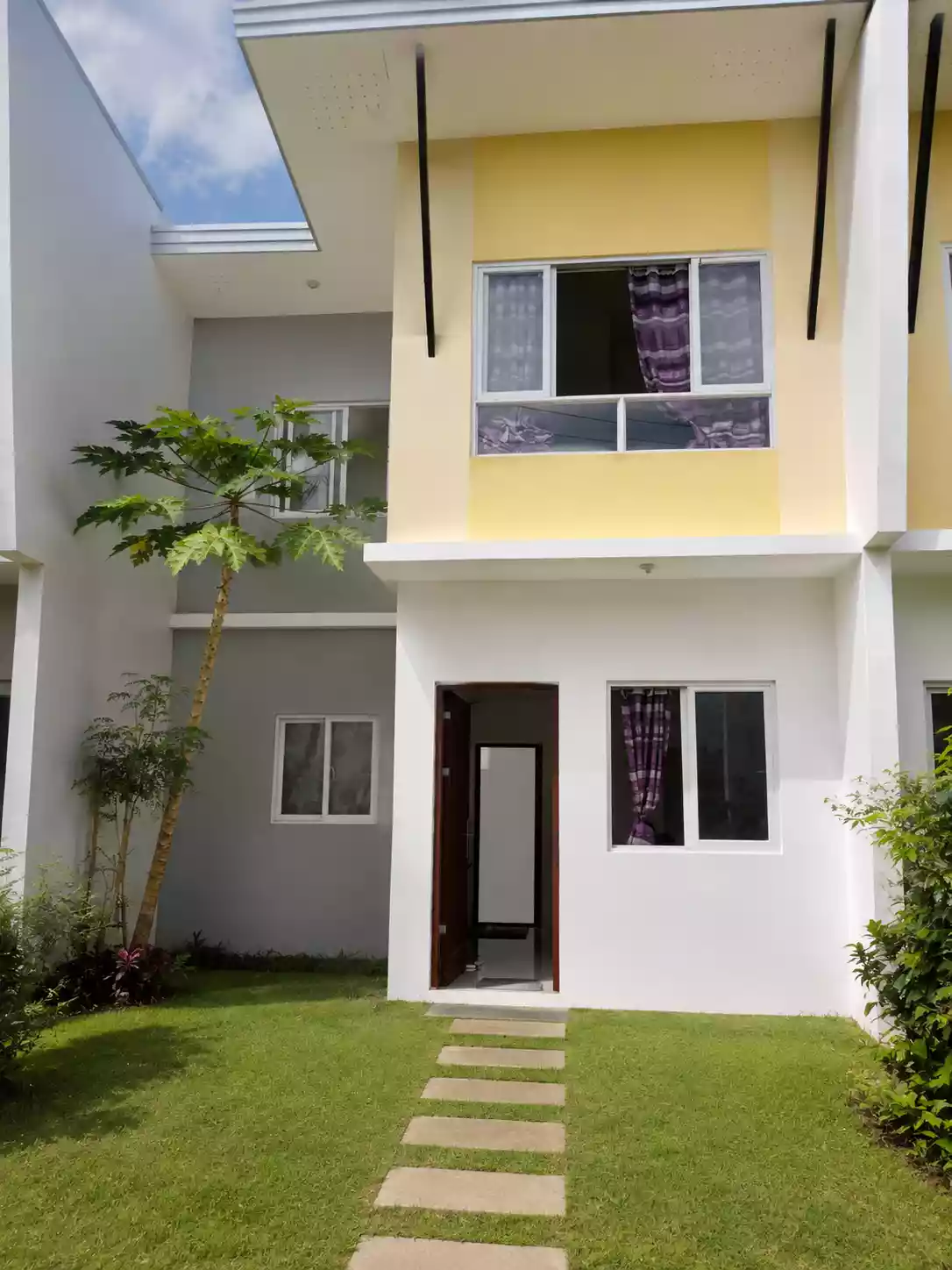 For Sale: 2BR Townhouse in Cagbang, Oton — 52 sqm
