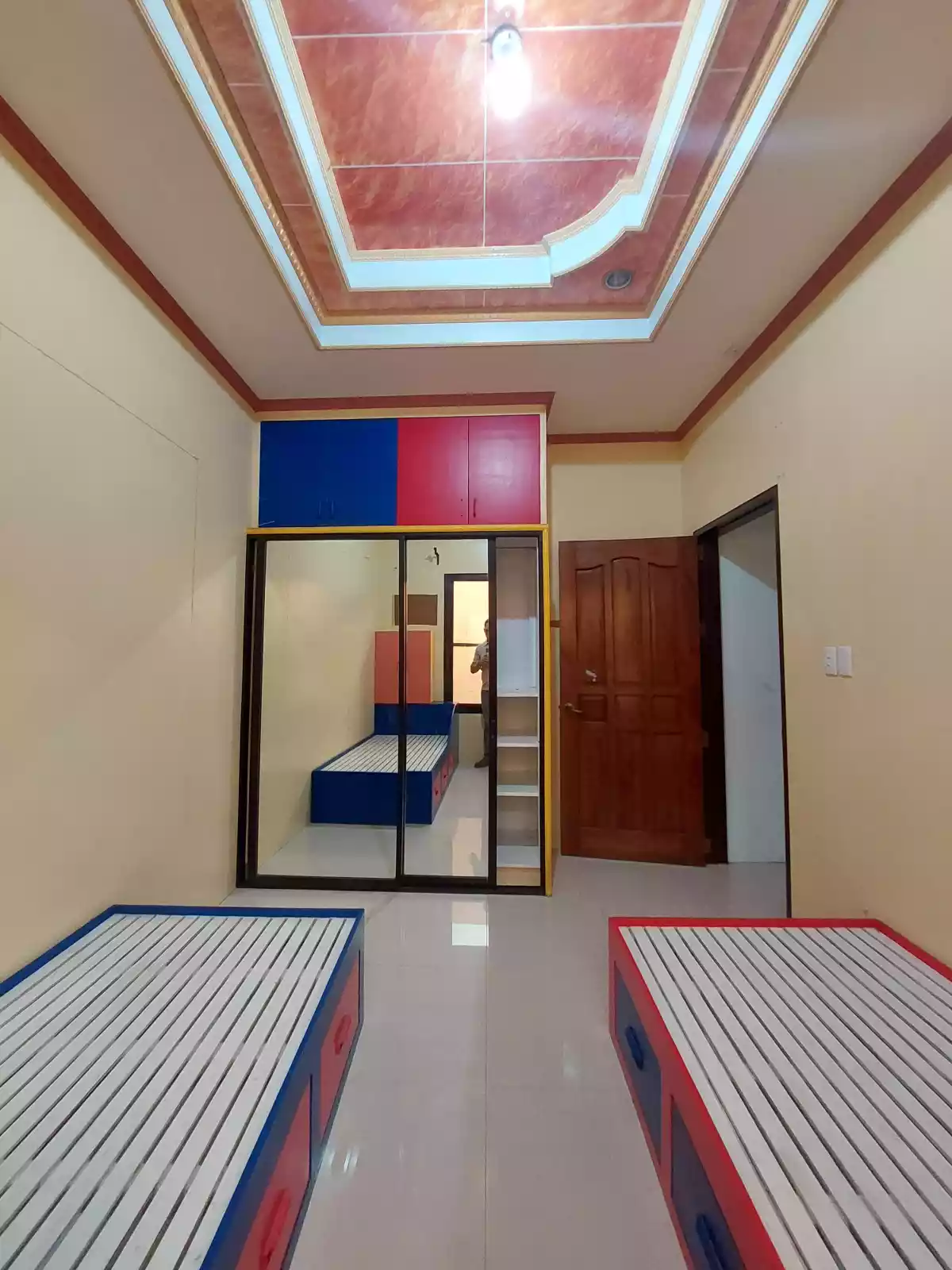 Open photo 14 of 30 — For Sale: 5BR House and Lot in Apopong, General Santos City — 225 sqm