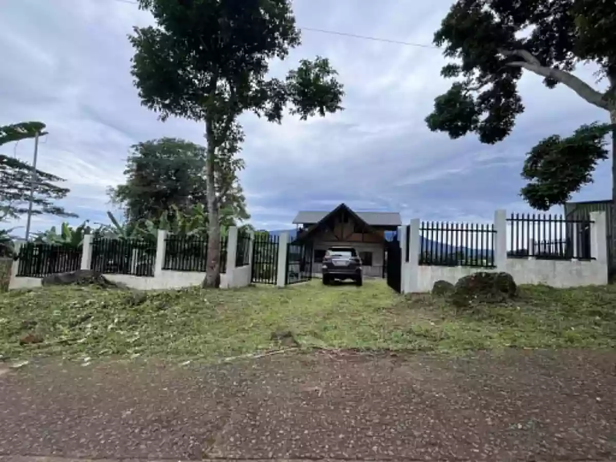 🏡 Massive 1,438 SQM Lot with 2-Storey House for Sale in Claveria! — House and Lot in Claveria, Misamis Oriental, 9004 — Photo 4