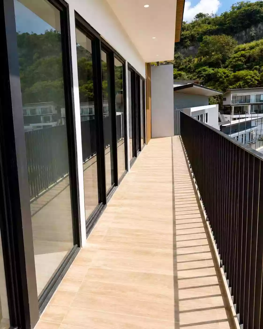 Luxury House for Sale in Monterrazas Prime Cebu | Soprano End Unit with Panoramic City Views — House and Lot in Guadalupe, Cebu City, Cebu — Photo 7