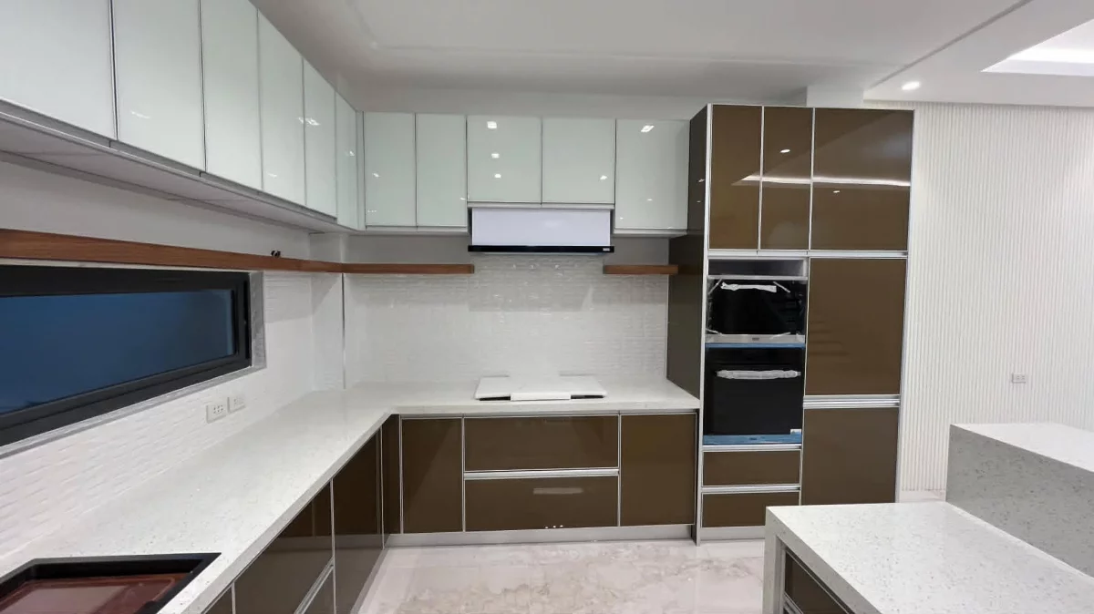 For Sale: 5BR House and Lot in Sauyo, Quezon City — 380 sqm — House and Lot in Sauyo, Quezon City, Metro Manila — Photo 6