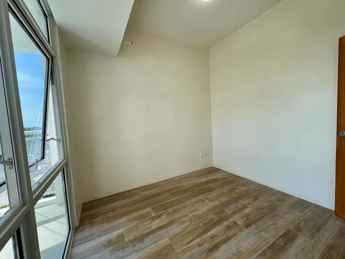 For Assume: 1BR Condo in Costa Mira Beachtown Mactan in Subabasbas, Lapu-lapu City — 40.5 sqm — 1 Bedroom in Subabasbas, Lapu-lapu City, Cebu — Photo 3