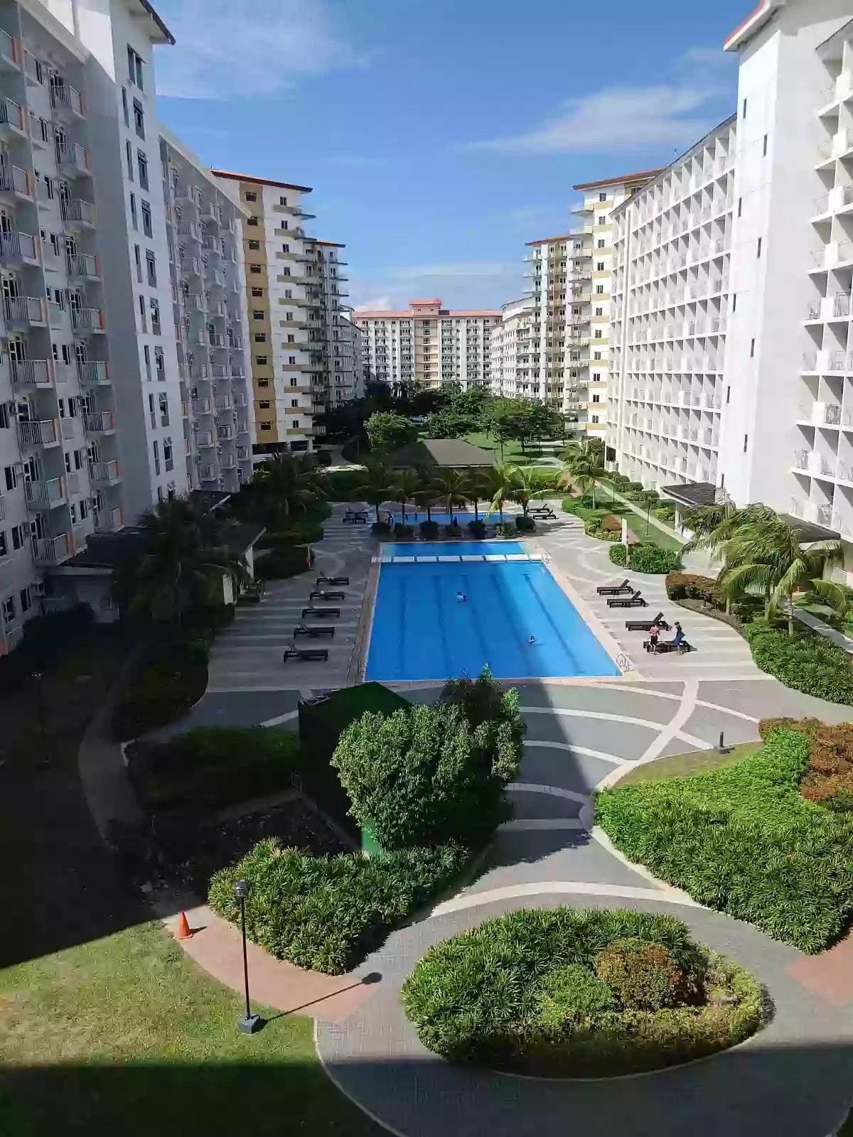 For sale 2br condo unit at SMDC FIELDS RESIDENCES — 2 Bedrooms in Manuyo Uno, Las Piñas City, Metro Manila — Photo 3