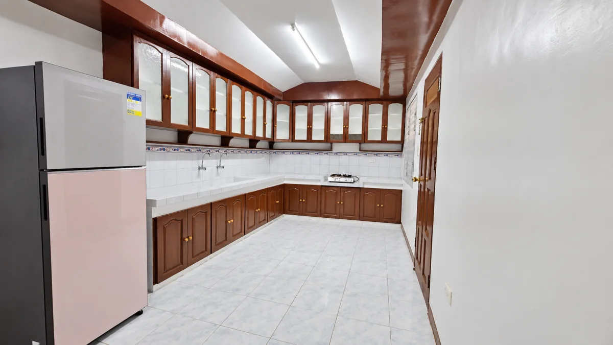 Open photo 8 of 8 — For Sale: 3BR Bungalow House and Lot in Dumaguete City