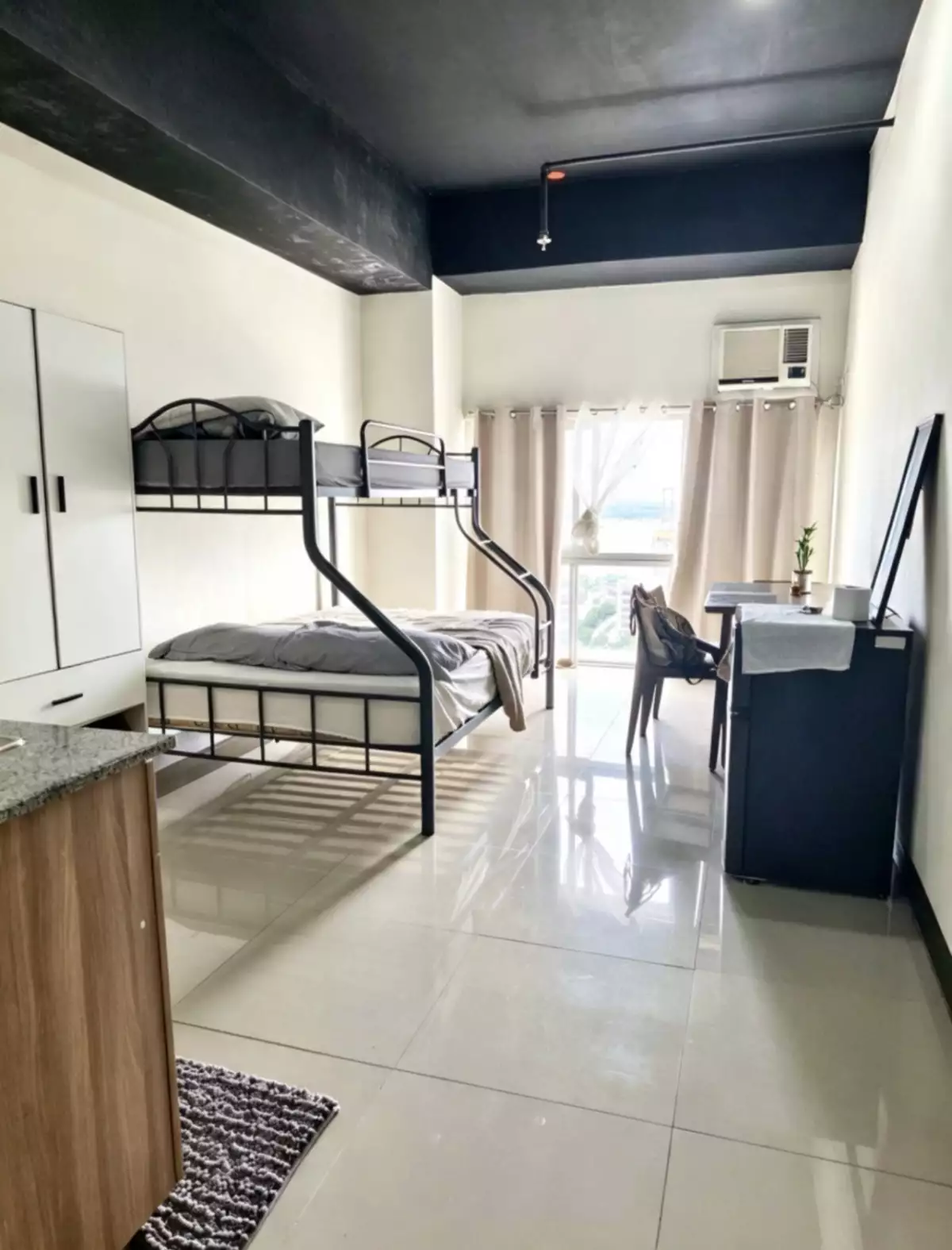 FOR SALE: Studio Condo in Mabolo, Cebu City — 22 sqm