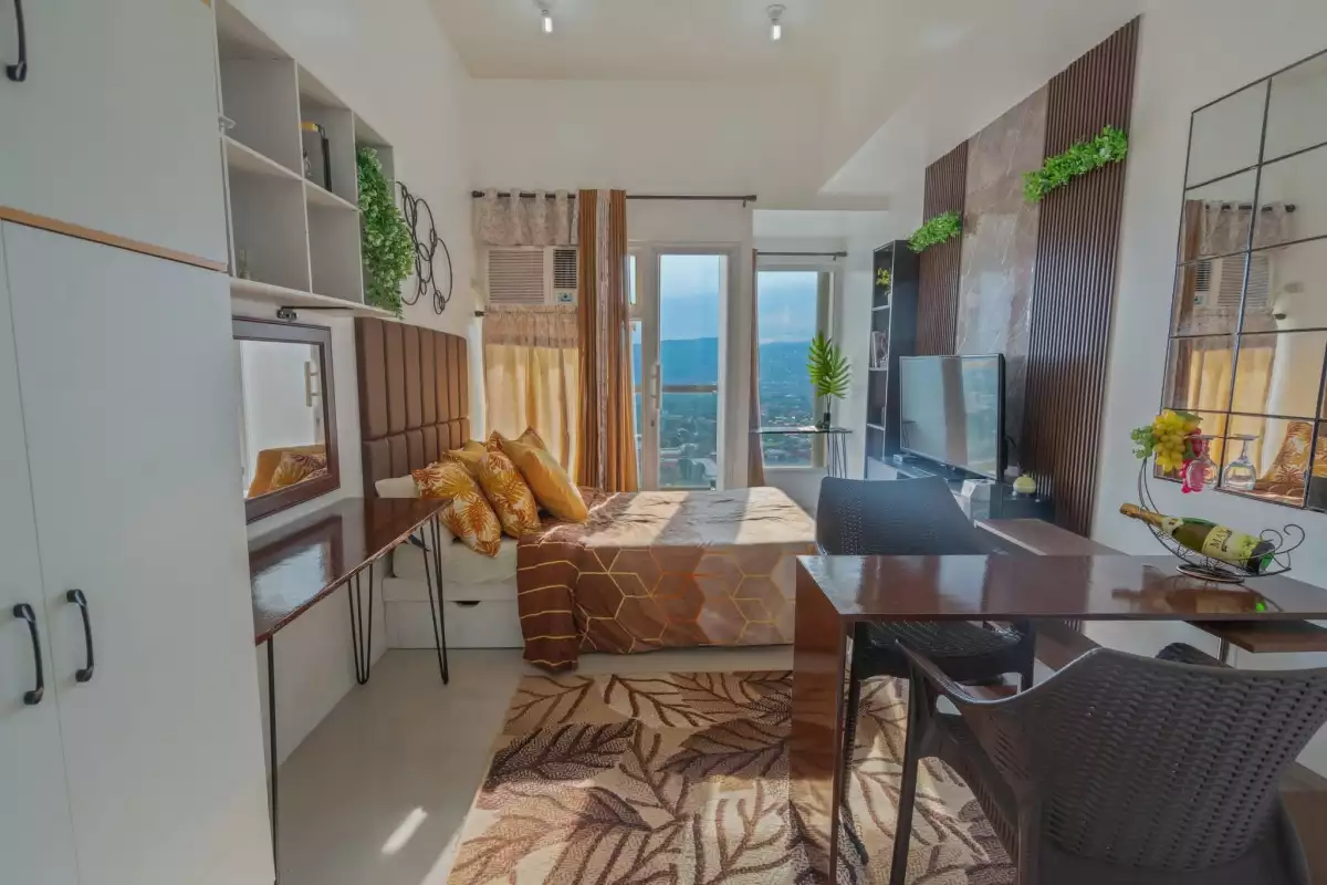 For Sale: Studio Condo Near Vicente Sotto Hospital, Cebu City — Balcony