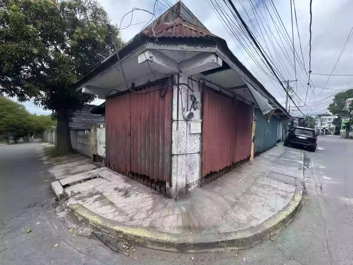 For Sale: 2BR House and Lot in Molino I, Bacoor — 222 sqm lot — House and Lot in Molino I, Bacoor, Cavite — Photo 3