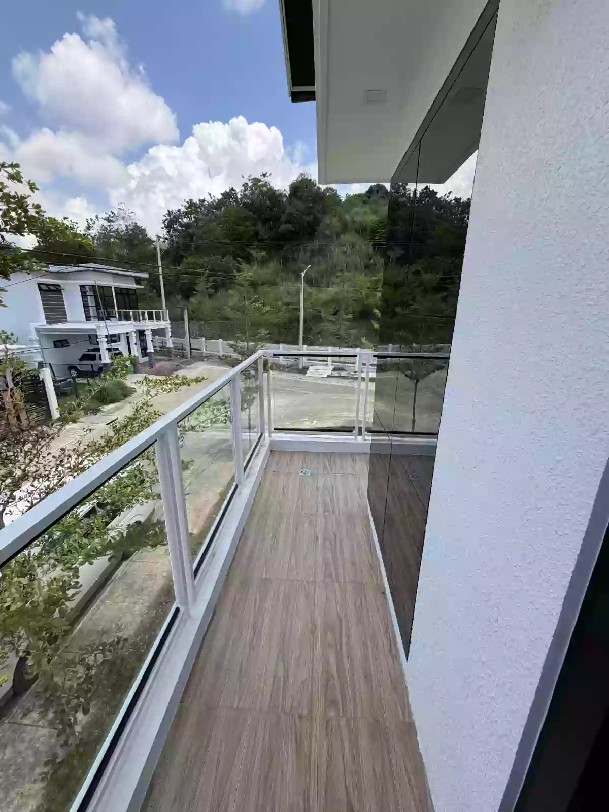 Open photo 12 of 13 — Brand New Ignatius Enclave 2 Corner House For Rent