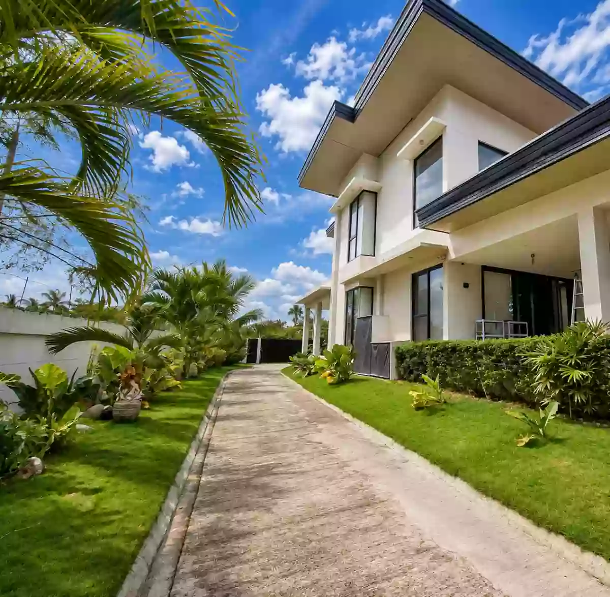 Beautiful Beach House for Sale with Big Lot and Swimming Pool in Bayabas, Cagayan de Oro — Beach House / Resort in Cagayan de Oro City, Misamis Oriental, 9000 — Photo 3