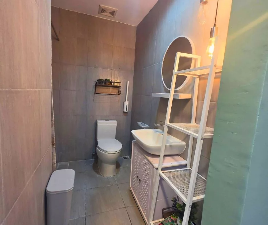 For Rent: West JOnes Residences Studio with Balcony Condo in Cebu City — 32 sqm — Studio in Sambag II (Pob.), Cebu City, Cebu — Photo 5