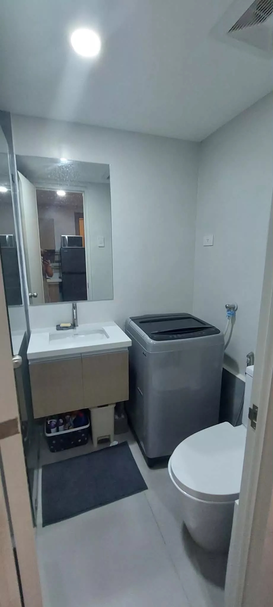 FOR RENT: Fully Furnished Corner Two-Bedroom Condo Unit with Balcony in Lapulapu City — 2 Bedrooms in Agus, Lapu-lapu City, Cebu — Photo 6