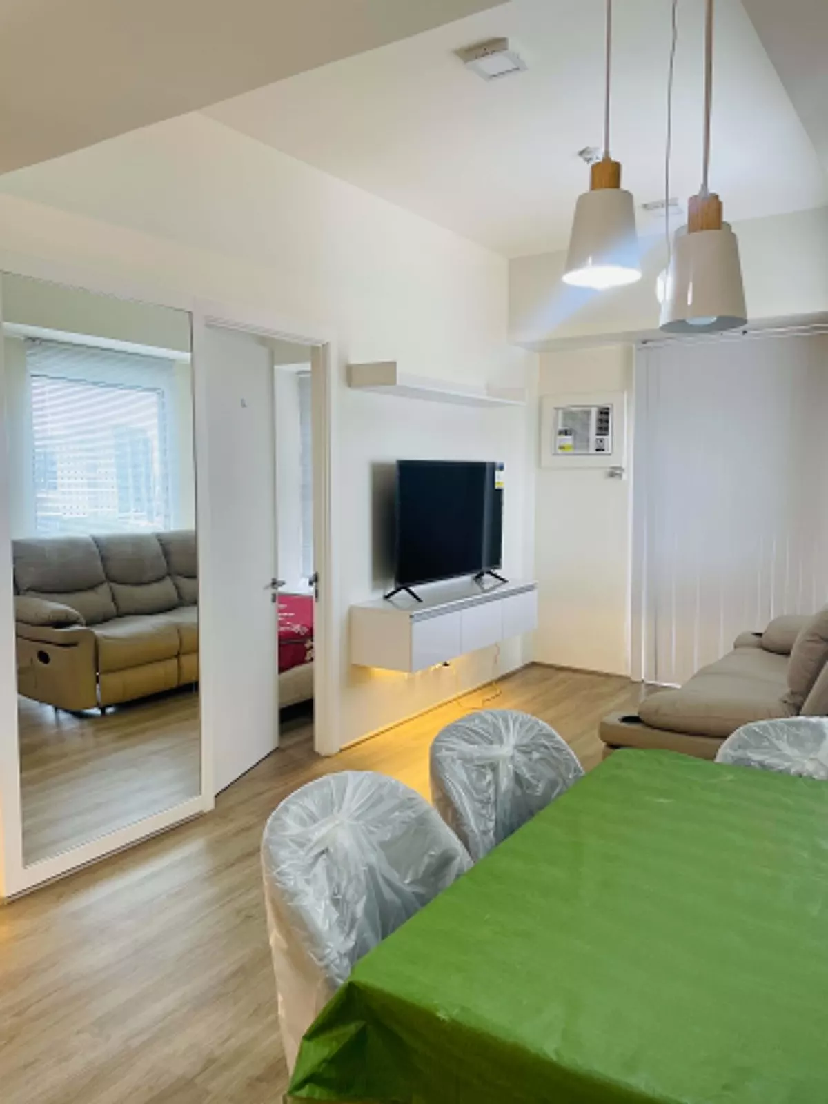 1-BEDROOM FULLY FURNISHED FOR SALE near IT Park (THE MEDIAN)