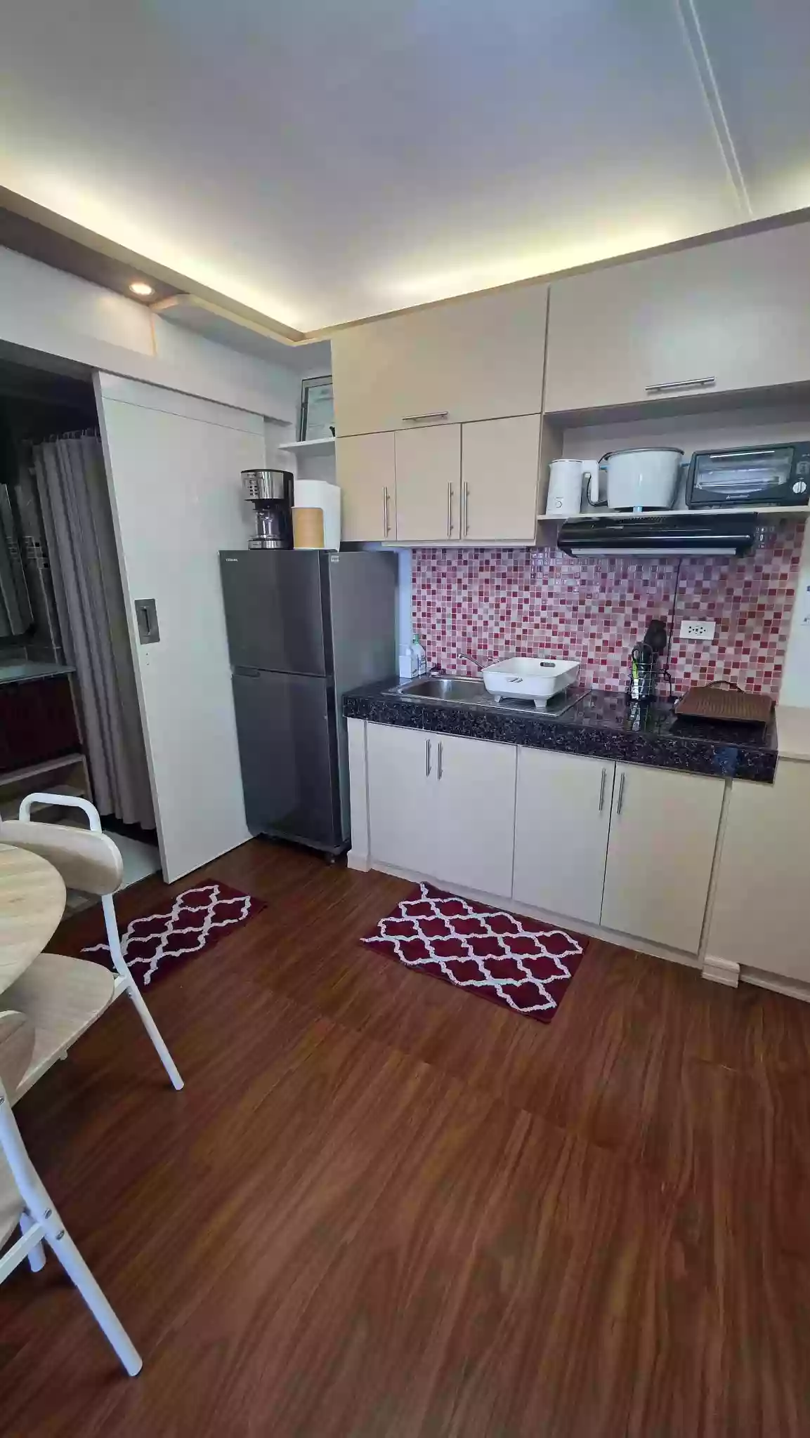 Dumaguete Seaview 2BR Furnished Condo w/ Amenity view — 2 Bedrooms in Poblacion No. 1 (Barangay 1), Dumaguete City, Negros Oriental — Photo 7