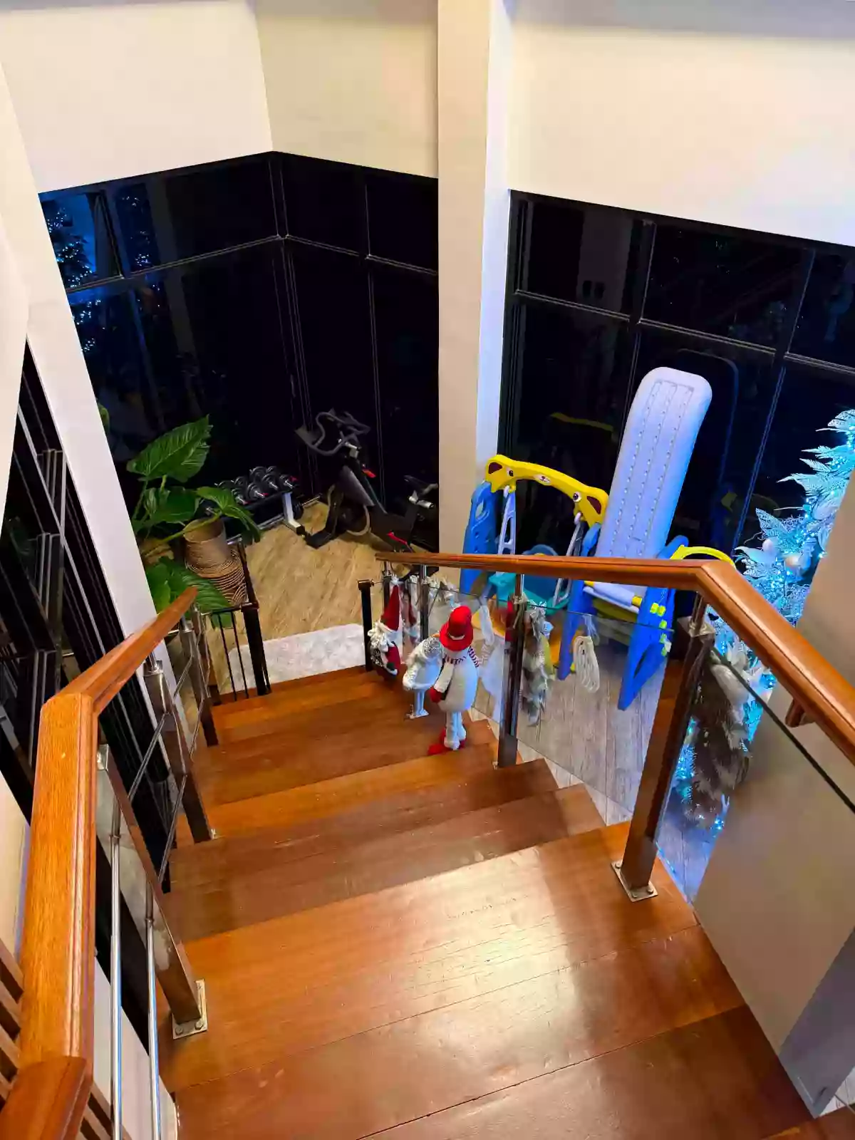 For Sale 5BR House and Lot in Marigondon, Lapu-lapu City — 300 sqm — House and Lot in Lapu-lapu City, Cebu, 6015 — Photo 7