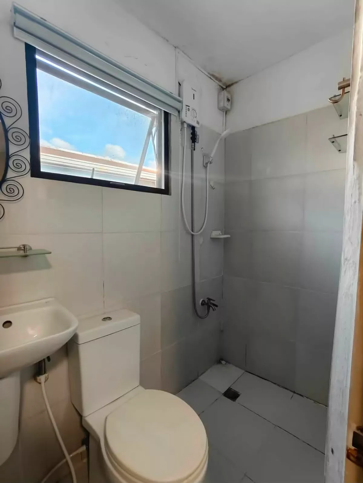 TOWNHOUSE FOR SALE | MANDAUE CITY, CEBU — Townhouse in Casuntingan, Mandaue City, Casuntingan — Photo 7