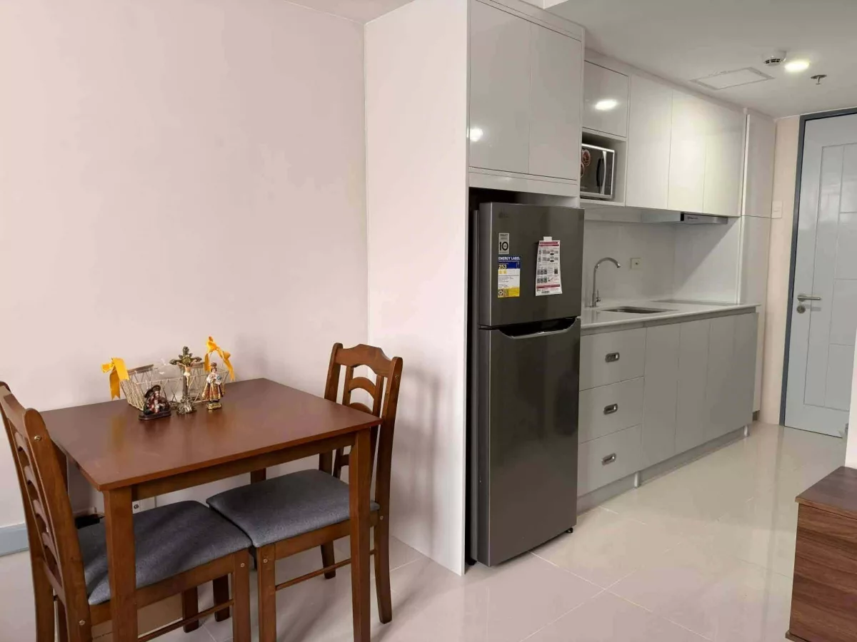 For Sale: J Tower Residences 1-Bedroom near SM J Mall Mandaue City — 1 Bedroom in Mandaue City, Cebu, 6014 — Photo 5