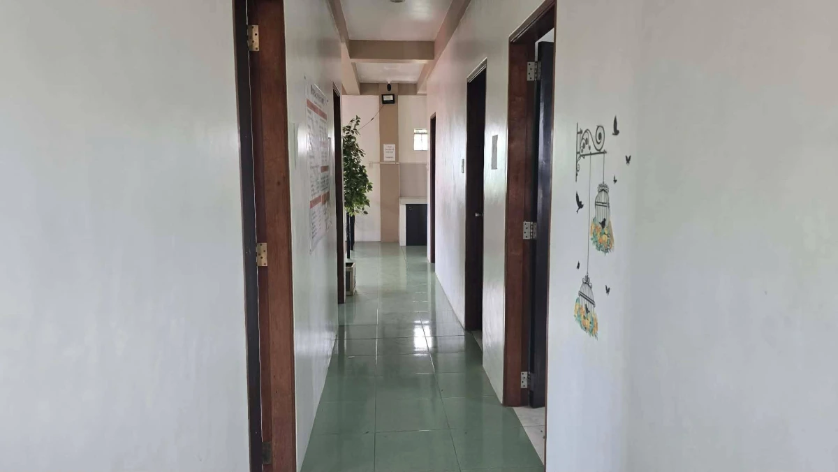 Open photo 8 of 10 — For Sale: 6BR House and Lot in Milagrosa (Pob.), Puerto Princesa City — 1 Garage
