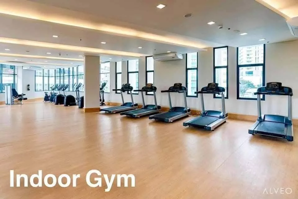 Open photo 12 of 15 — Studio Condo for Rent Near Ayala Center Cebu, Cebu City — Fully Furnished