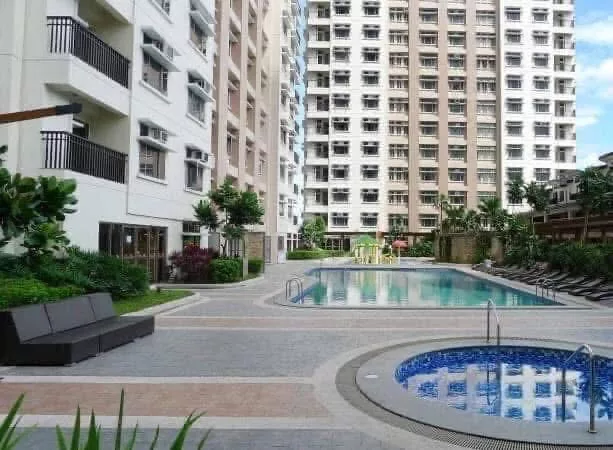 Condo For Sale with Parking — 2 Bedrooms in Quezon City, Metro Manila, 1101 — Photo 2