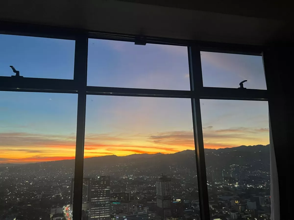Open photo 17 of 19 — For Sale: 4BR Condo with Parking in Horizon 101, Cebu City — 86 sqm