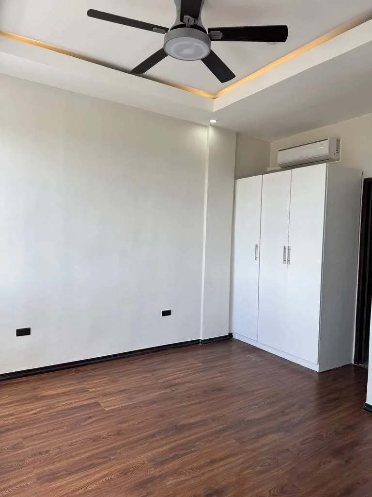 Open photo 12 of 20 — Brand-New RFO Corner House & Lot for Sale in West Wing Residences, Eton City, Sta. Rosa, Laguna