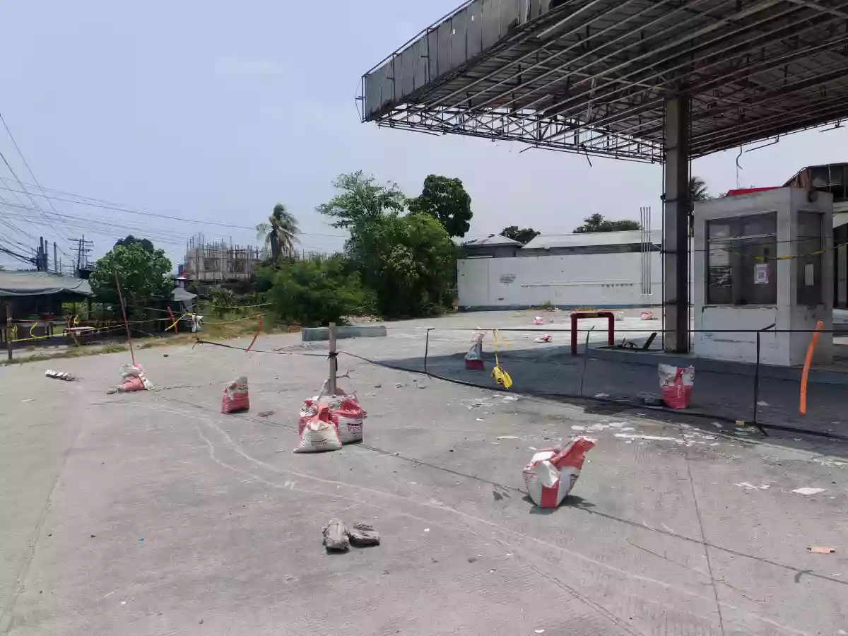 Commercial Lot near Robinson mall — Commercial Lot in National highway, Calumpang, General Santos City — Photo 5
