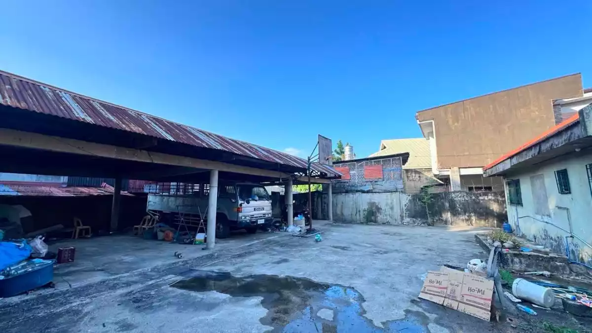 VERSATILE LOT IN BASAK, MANDAUE — Residential Lot in Basak, Mandaue City, Cebu — Photo 4
