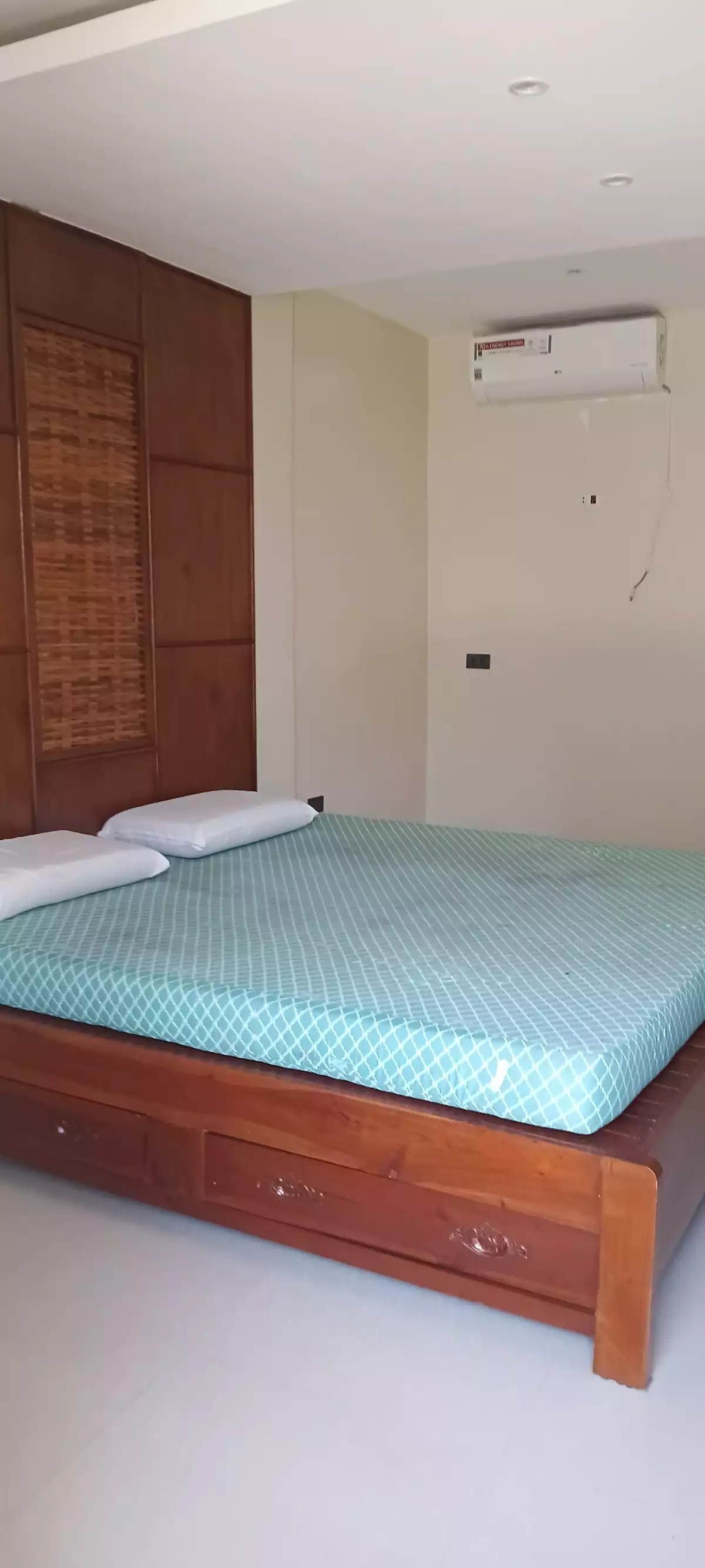 Open photo 16 of 22 — For Sale: Beach Resort in Alegria, Cebu