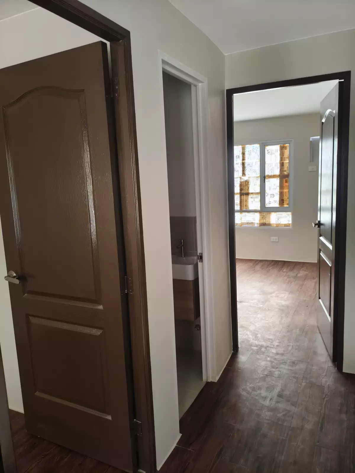 Open photo 12 of 17 — For Assume: 3BR Townhouse in Malagasang II-E, Imus — CASH OUT 450K ONLY