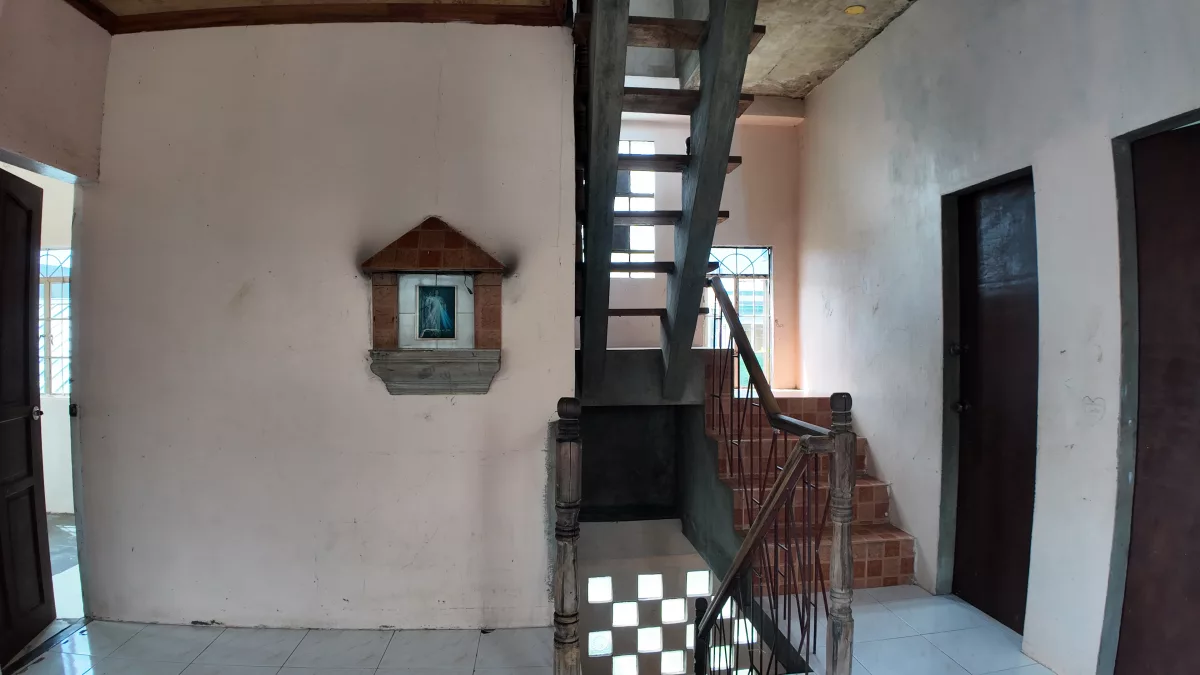 Open photo 17 of 30 — FOR SALE: Spacious 2-Storey House with Attic & Roof Deck in Villa Bonita Subdivision, Jugan, Consolacion, Cebu
