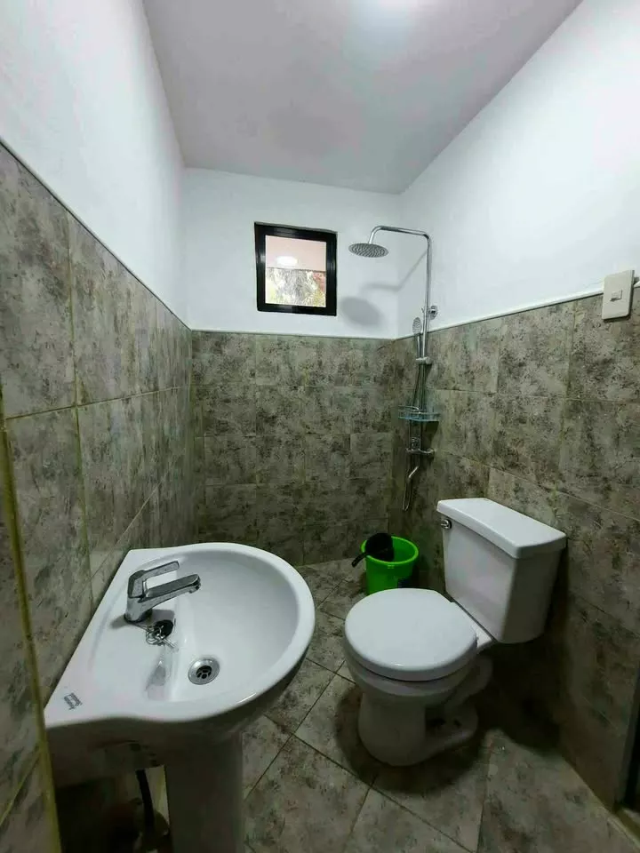 For Sale: 5BR Resort House in Pansol, Pila — 7996 sqm — Beach House / Resort in Pila, Laguna, 4010 — Photo 4
