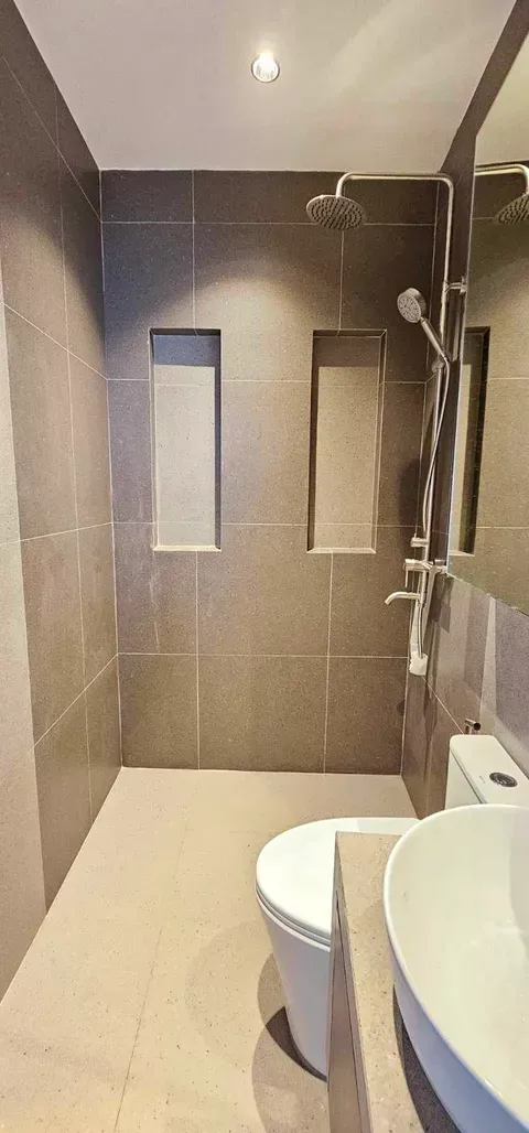 For Sale: 3BR Townhouse in B. F. Homes, Paranaque City — 64 sqm — Townhouse in Paranaque City, Metro Manila, 1702 — Photo 2