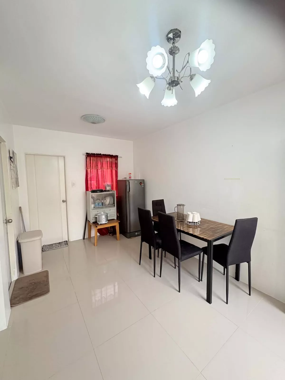 FOR ASSUME: 2BR Townhouse Near Robinsons Place General Santos, General Santos City — Townhouse in Lagao (1st & 3rd), General Santos City, South Cotabato — Photo 6