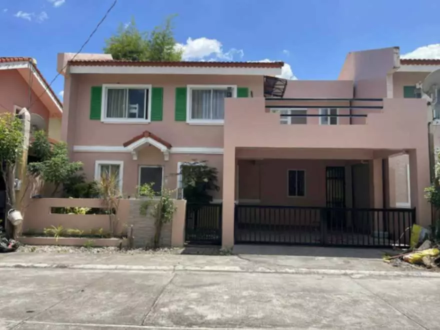 For Sale: House and Lot in Camella General Santos Near City Center - photo 2